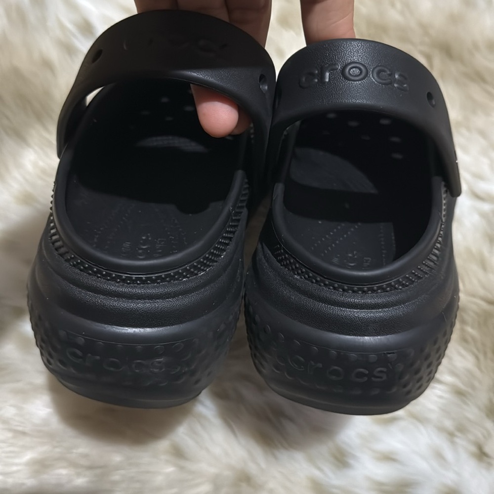 Crocs Platform - image 3